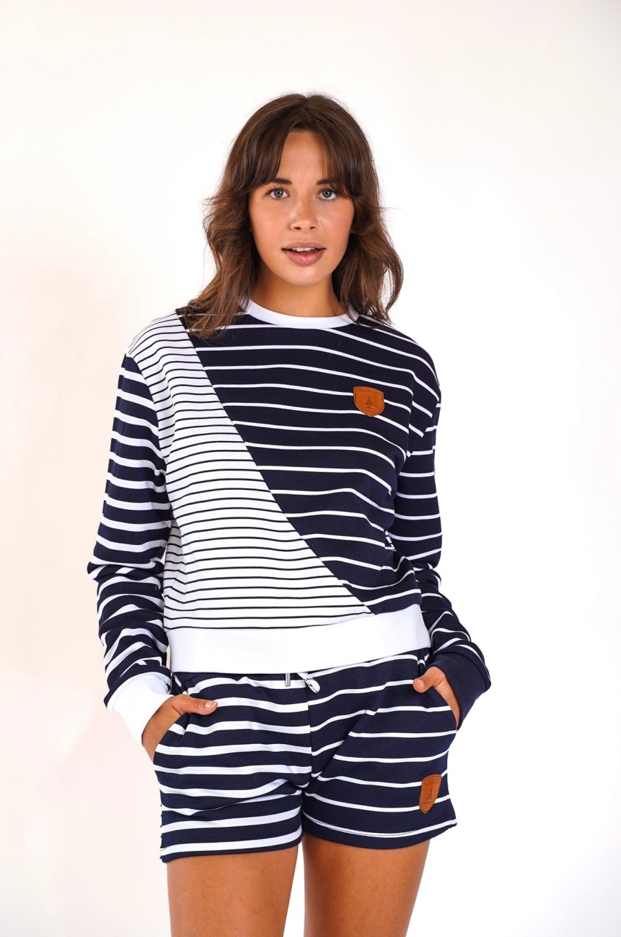 Women Wanakome Sweaters | Murota Stripe-Blocked Pullover In Navy