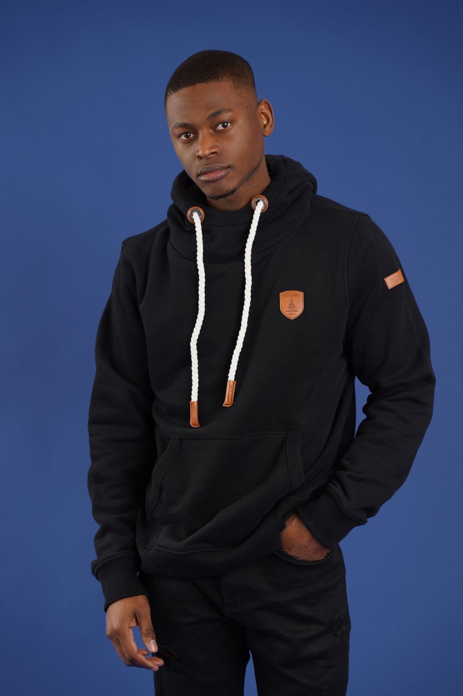 Men Wanakome Hoodies | Cascade Hoodie Black