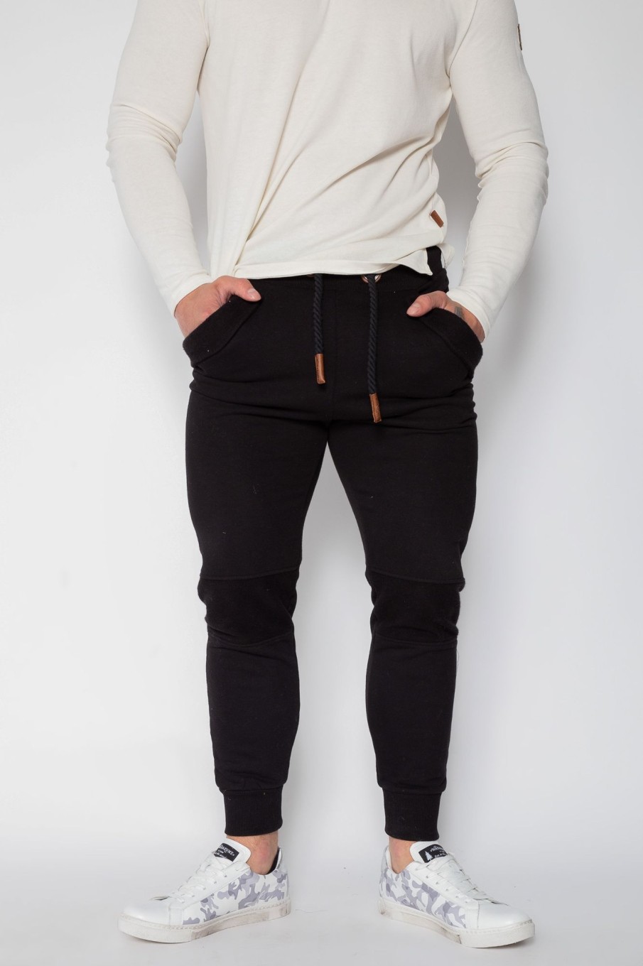 Men Wanakome Pants | Zebulon Jogger In Black